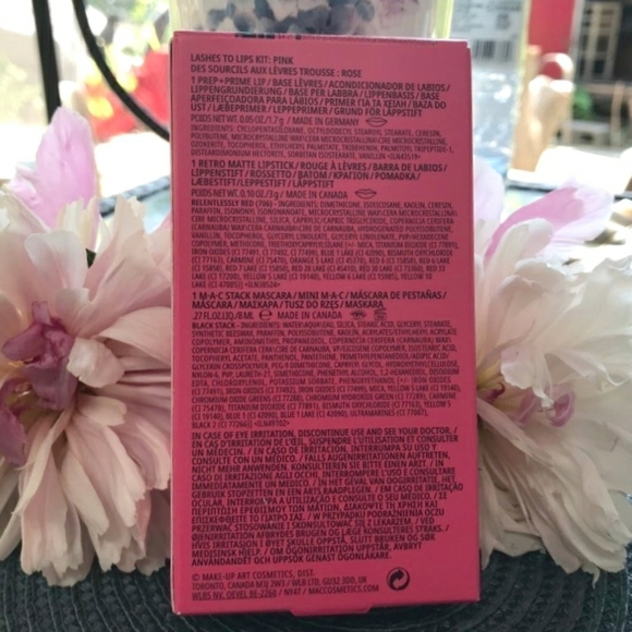 MAC Lashes To Lips Kit: Relentlessly Red Lipstick, Mini MacStack + *BNIB - Picture 14 of 16